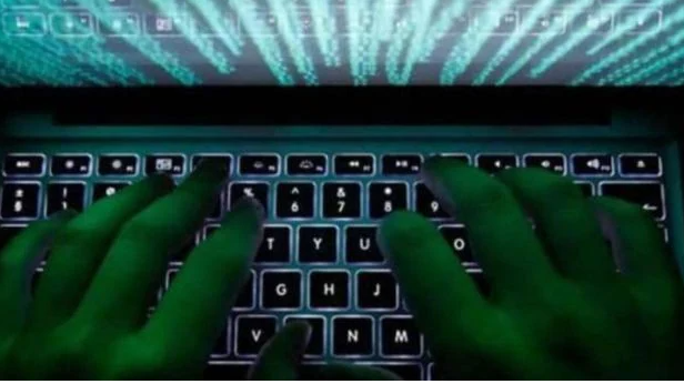 Noida woman cyber fraud case Rs 43 lakh Pahalgam attack scam